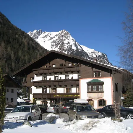 Farm stay Appartementhaus Liesele Sonne Sankt Leonhard im Pitztal