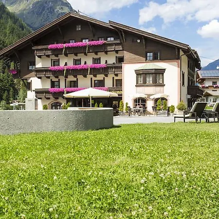 Farm stay Appartementhaus Liesele Sonne Sankt Leonhard im Pitztal